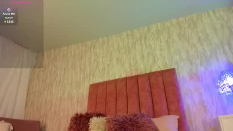 Snapshot of emilyparker__ chatting on 09-16-25, 07:04 My IG - EmilyParker   online show from 09-16-25, 07:04