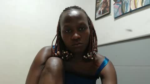 Emilly online show from 03-22-26, 09:51