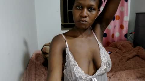 Emilly online show from 07-04-26, 11:11