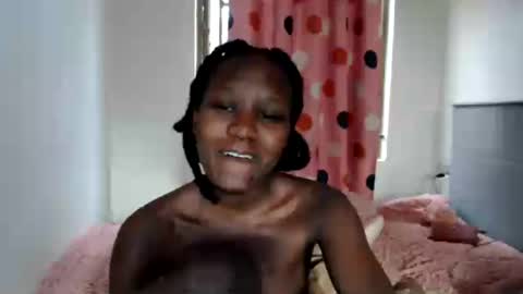 Emilly online show from 07-17-26, 01:40