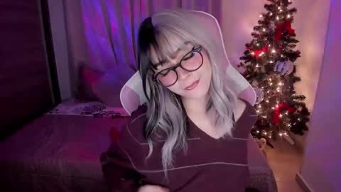 EMILY online show from 01-11-25, 04:38