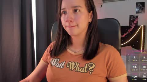 Snapshot of emilyrousex chatting on 02-08-25, 04:04 emilyrousex online show from 02-08-25, 04:04