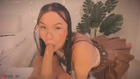 Emy  online show from 02-09-25, 04:07