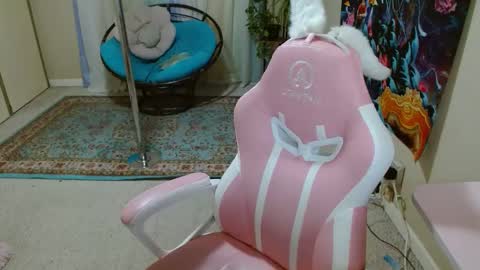 Snapshot of emilyshaze chatting on 02-08-25, 07:37 emily haze online show from 02-08-25, 07:37