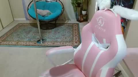 Snapshot of emilyshaze chatting on 02-11-25, 10:28 emily haze online show from 02-11-25, 10:28