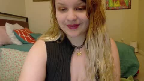 Snapshot of emilyshaze chatting on 01-16-26, 10:47 emily haze online show from 01-16-26, 10:47