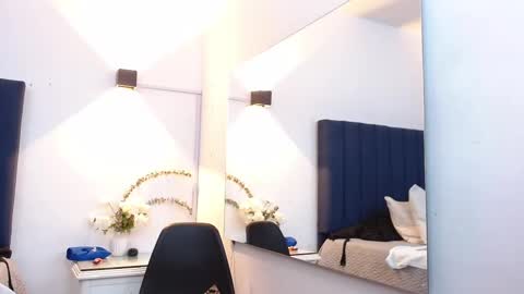 Snapshot of emilysweet2 chatting on 10-02-25, 05:31 emilysweet online show from 10-02-25, 05:31