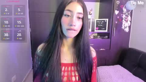 Snapshot of emilytafur chatting on 10-09-25, 08:29 Emy online show from 10-09-25, 08:29