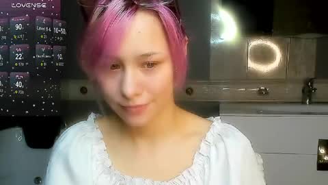 Betty online show from 04-06-26, 01:14