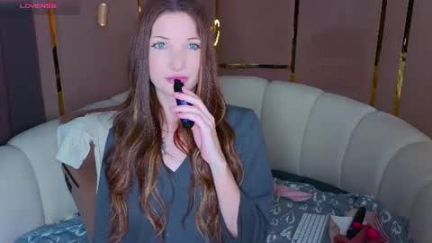 Emily wish-list  online show from 07-09-26, 05:22