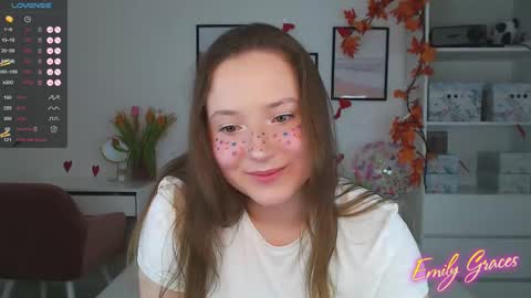 Snapshot of emilyxgrasez chatting on 03-08-25, 03:17 Emily online show from 03-08-25, 03:17