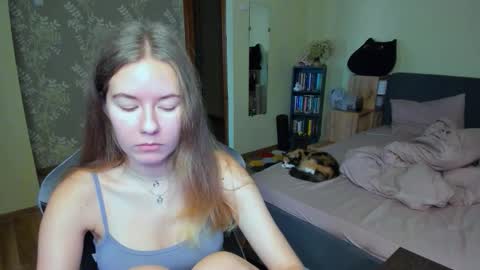 Emily online show from 10-08-25, 07:28