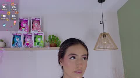 Emily Bank online show from 07-19-26, 01:04
