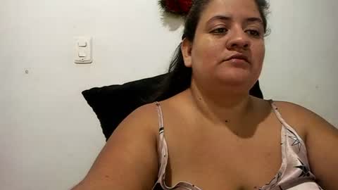 Jhoanna  online show from 06-15-26, 03:53
