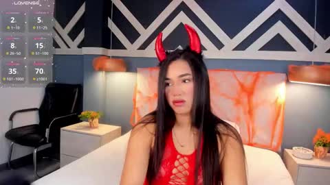 Emily  online show from 10-10-25, 11:42