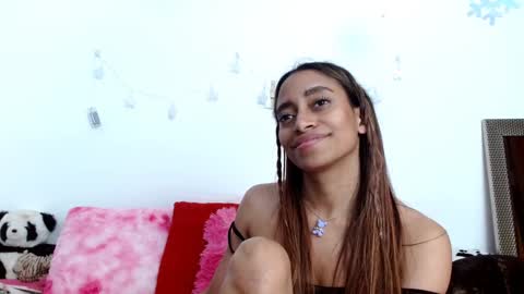 Snapshot of emilyzans07 chatting on 01-31-25, 02:48 emilyzans07 online show from 01-31-25, 02:48