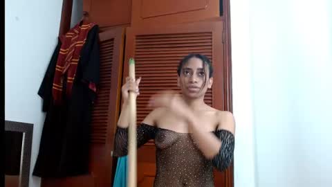 Snapshot of emilyzans07 chatting on 02-22-25, 06:19 emilyzans07 online show from 02-22-25, 06:19