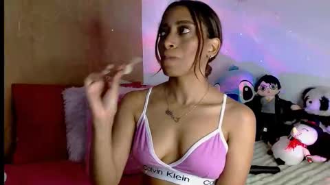Snapshot of emilyzans07 chatting on 03-12-25, 01:58 emilyzans07 online show from 03-12-25, 01:58