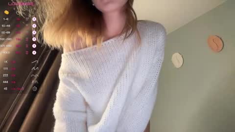 Snapshot of eminemswife chatting on 04-05-26, 08:17 Nadya online show from 04-05-26, 08:17