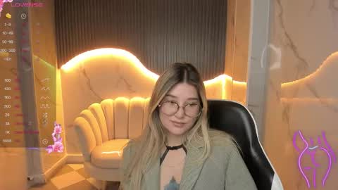Emma online show from 10-14-25, 08:31