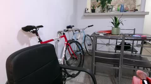 Snapshot of emma______1996 chatting on 02-25-26, 07:29 emma______1996 online show from 02-25-26, 07:29