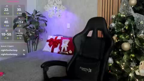 Snapshot of emma_____________ chatting on 12-17-25, 08:04 online show from 12-17-25, 08:04