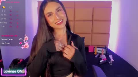Snapshot of emma__js_ chatting on 06-16-26, 10:12 emma__js_ online show from 06-16-26, 10:12