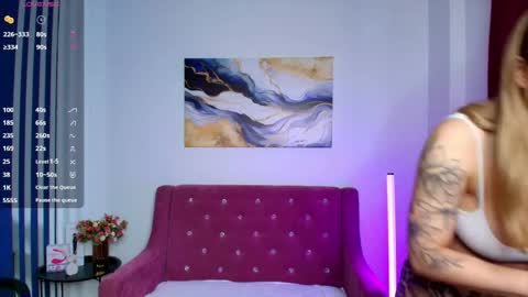 Snapshot of emma__rosss chatting on 05-18-26, 02:18 emma__rosss online show from 05-18-26, 02:18
