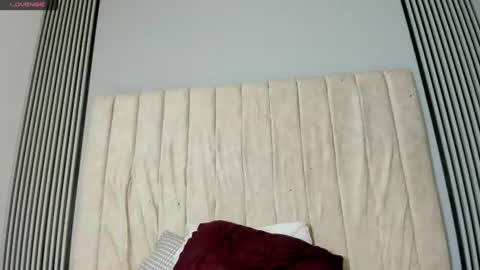 emma_and_aysha online show from 08-03-26, 08:12