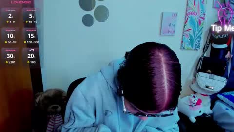 emma_boo_ online show from 12-14-25, 07:07