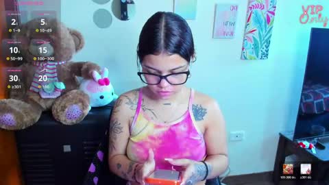 emma_boo_ online show from 05-21-26, 02:13