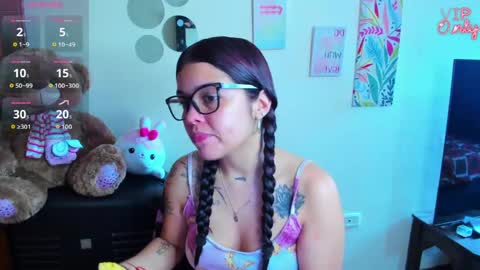 emma_boo_ online show from 06-03-26, 02:19