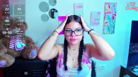 emma_boo_ online show from 06-05-26, 03:07