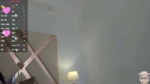 Snapshot of emma_castilloo chatting on 12-13-24, 02:10 Emma Castillo online show from 12-13-24, 02:10