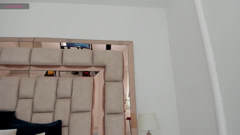 Snapshot of emma_castilloo chatting on 02-07-25, 12:39 Emma Castillo online show from 02-07-25, 12:39