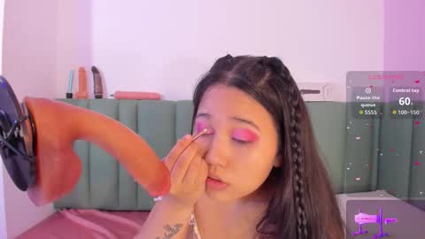 emma online show from 10-11-25, 04:12