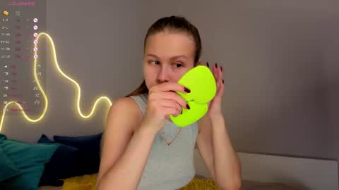 Emma online show from 06-27-26, 01:43
