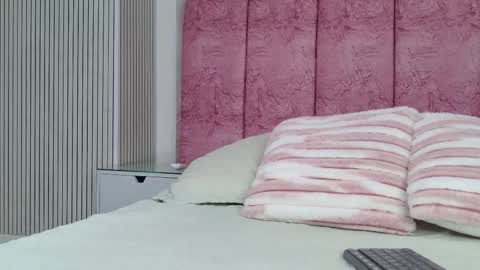 Emma online show from 02-25-26, 03:05