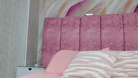 Emma online show from 04-30-26, 03:13