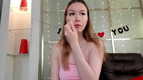 Emma online show from 06-15-26, 11:34