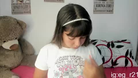 emma_grayys online show from 04-17-26, 06:27