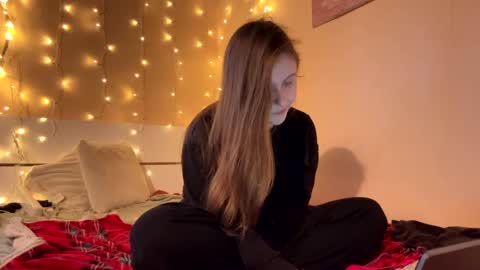 emma_just online show from 02-28-25, 08:42