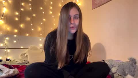 emma_just online show from 03-01-25, 12:56