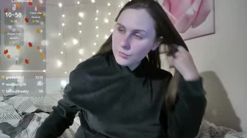 emma_just online show from 11-27-25, 08:44