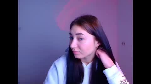 Emma online show from 01-24-25, 06:03