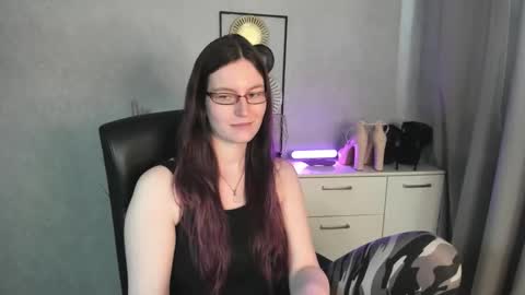 emma online show from 04-27-26, 05:33