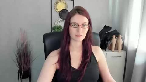 emma online show from 06-04-26, 12:22