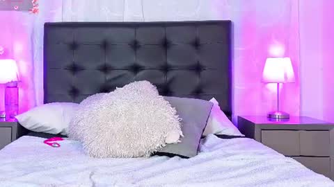 Im Emma online show from 07-02-26, 03:23