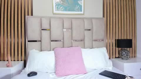 Emma online show from 03-11-26, 11:27