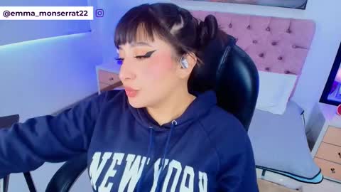 Emma Monserratt online show from 03-04-26, 08:15